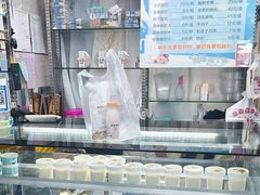 -正飞鲜奶(吐鲁番路店)