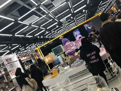 -泡泡玛特POPMART(侨福芳草地店)