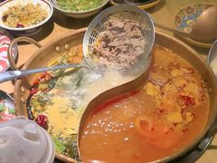 -洱火云南酸菜牛肉火锅(石景山当代商城店)