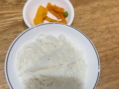 -鲜越鲜鱼粉(财富购物中心店)