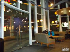 -星巴克(上海虹桥南丰城办公楼店)
