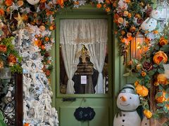 -泉乐坊步行街(烟酒特产平价超市店)