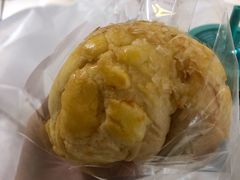 椰子菠萝包-顶东面包花园·生日蛋糕(世博店)