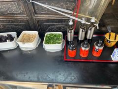 自助调料区-新万鑫银丝面·非遗无锡味(惠山古镇店)