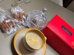 -Salon de The de Joel Robuchon(外滩18号店)