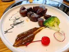 铁板菲力牛排-东田之村自助餐厅(金水路店)