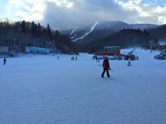 -亚布力新体委滑雪场
