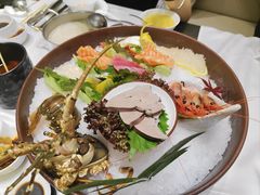 -红鼎豆捞·非遗鲍皇汤火锅(宝丰路店)