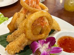 -Dang restaurant (patong phuket)