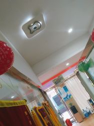 -苗医生专业祛痘·皮肤管理