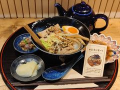 -啢啢茶寮(芳华横街店)