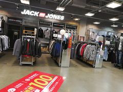 -上品折扣(回龙观店)