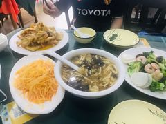 -李连贵酒家熏肉大饼(昆明街店)