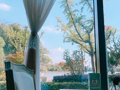 -MOMENT湖景餐厅(解放路店)