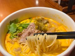 酸辣肥牛面-和府捞面(西溪印象城店)