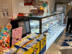 -85度C(生甜甜圈研究工坊·上海平凉店)
