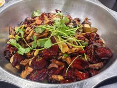 -龙顺园麻辣香锅(机场店)