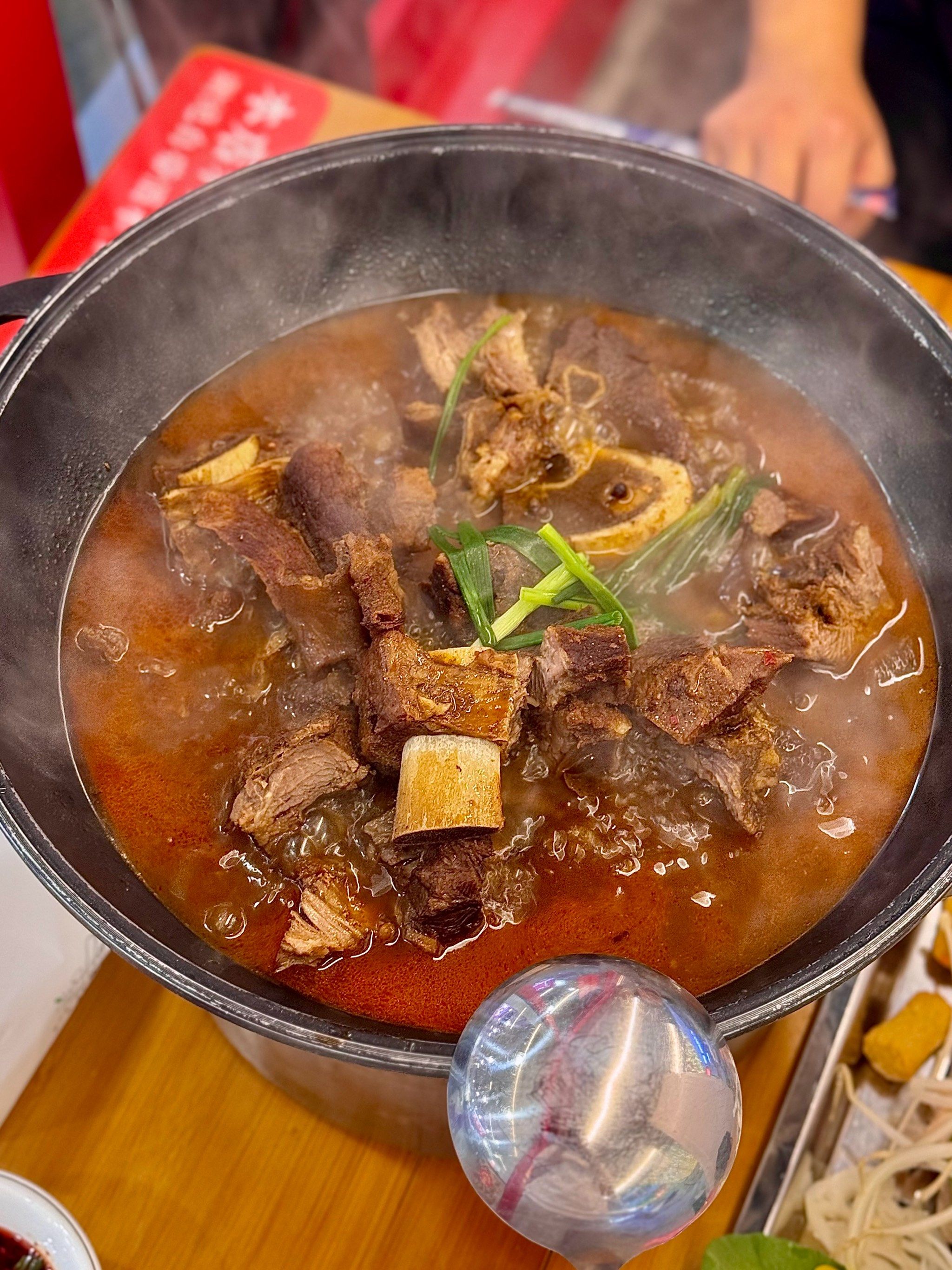 来吃彭埠新开的火锅啦
开业囤了50多块的双人套餐
没想到份量这么