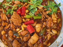 -鸿亨泰杂鱼馆(港馨家园店)