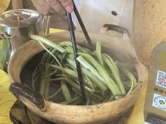 -大石鼓山庄·珠海第一烧猪