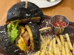 -HELLO 27 意面·沙拉·帕尼尼