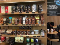 零售区-星巴克(南京鼓楼吾悦广场店)