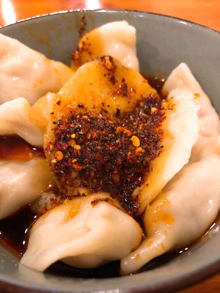 生意一直爆好,每次去都是满座.感觉店员都快春阳水饺成都春阳水饺