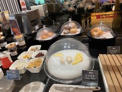 -上海西藏大厦万怡自助餐厅(徐汇店)