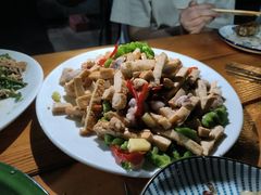 -超越海鲜屋(飞龙物业店)