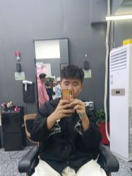 点击看大图 -藤野造型专业烫染接发