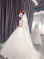 -艾米丽婚纱礼服