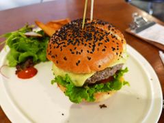 招牌牛肉汉堡-UPPER KITCHEN(延安路店)