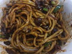 肉丁小碗干炸炸酱面-海碗居(牡丹园店)