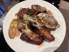 -大中华希尔顿酒店-念自助餐·嗨啤·小龙虾