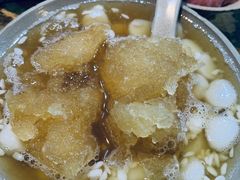 -渝嘴小老弟老火锅(华新村店)