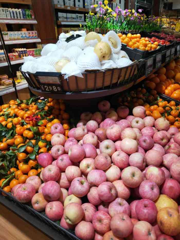 阳光盛源(城南103店)-"这家超市离家近,买菜,买水果,购物很方便.