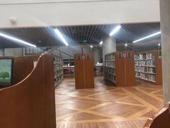 -同济大学图书馆(嘉定校区)