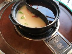 -亿诣蝎府炸酱面羊蝎子火锅(酷车小镇店)