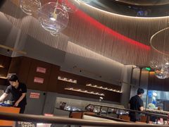 -麻六记(凤凰汇店)