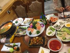 -青瓦餐厅·生鱼片·韩园烤肉(西塔店)