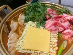 部队火锅加芝士-HOTISLAND海鸡岛·韩国料理(江南西店)