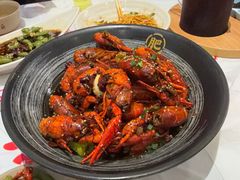 -肥肥虾庄·金牌油焖大虾(江夏永旺店)