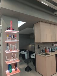 -Z.X HAIR SALON张新美业