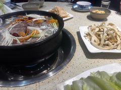 -九寨特色牦牛肉汤锅 羊肉汤锅