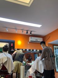 -鸿運 BARBER SHOP男士理发馆