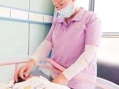 -秋歌护理·月嫂·育儿嫂(浦东医院店)