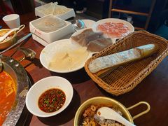 -巴邑火锅·夜宵(港隆广场店)