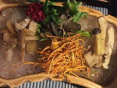 -滇釜火锅·能喝汤的火锅(车公庄店)