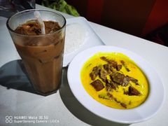 咖喱牛肉饭-锦园春香港茶餐厅(西海湾旗舰店)