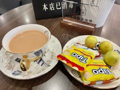 -广州鸿粤星辉奔驰4S店(钟村店)